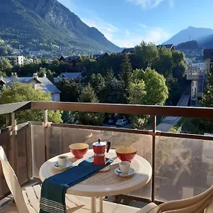 Sweet With Direct Access To Skiing Appartamento Briançon