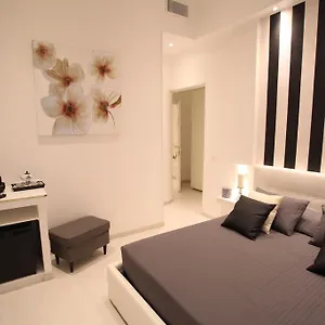 Interno 7 Luxury Πανσιόν